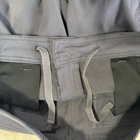 prAna Halle Pant Gray Stretch Zion Nylon Roll Up Hiking Trouser Size 12 - Picture 11 of 13